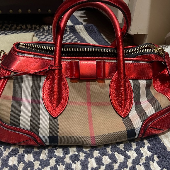 BURBERRY Prorsum Large Red Metallic Satchel - Picture 8 of 8